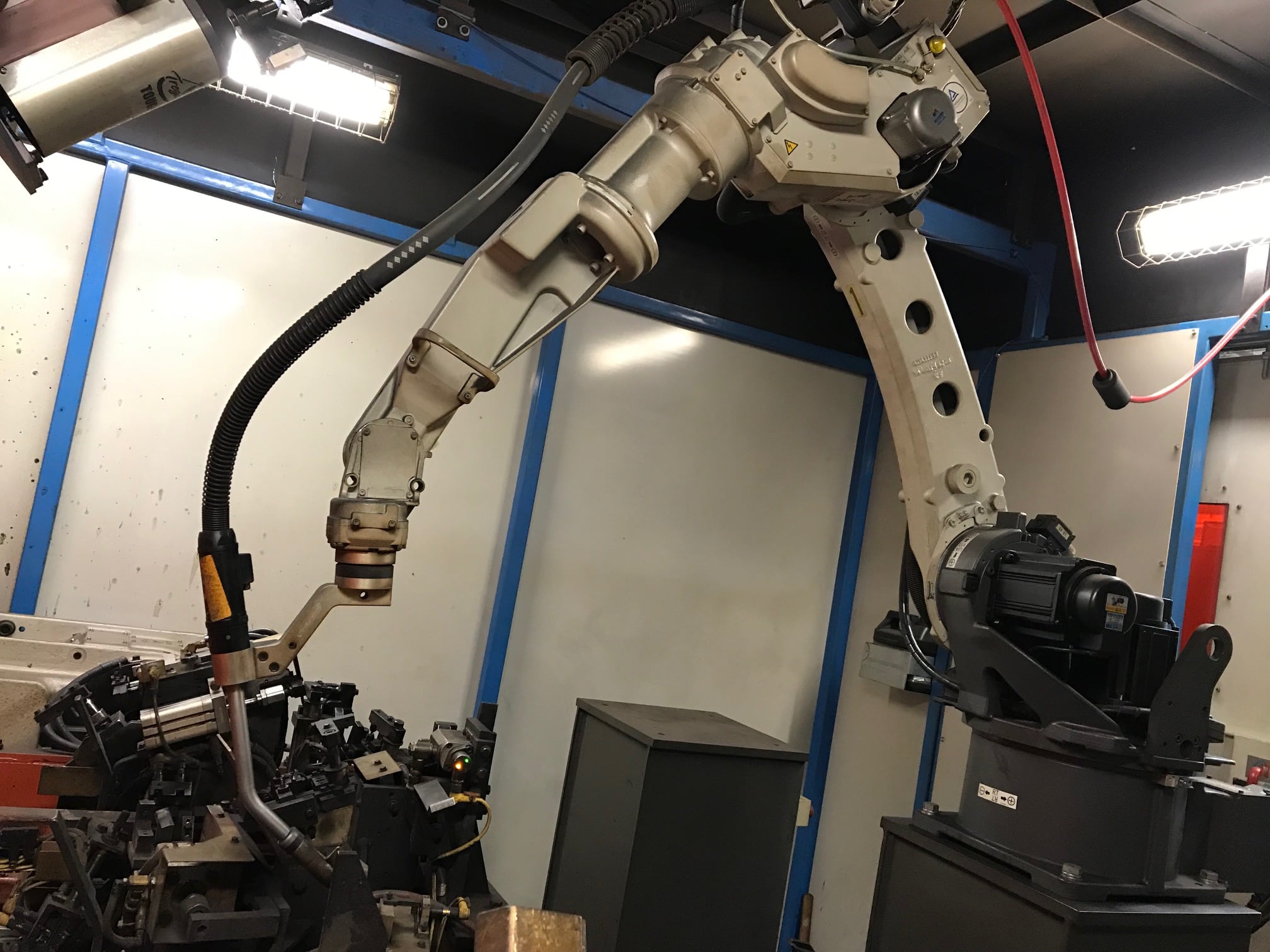 Robotic welding